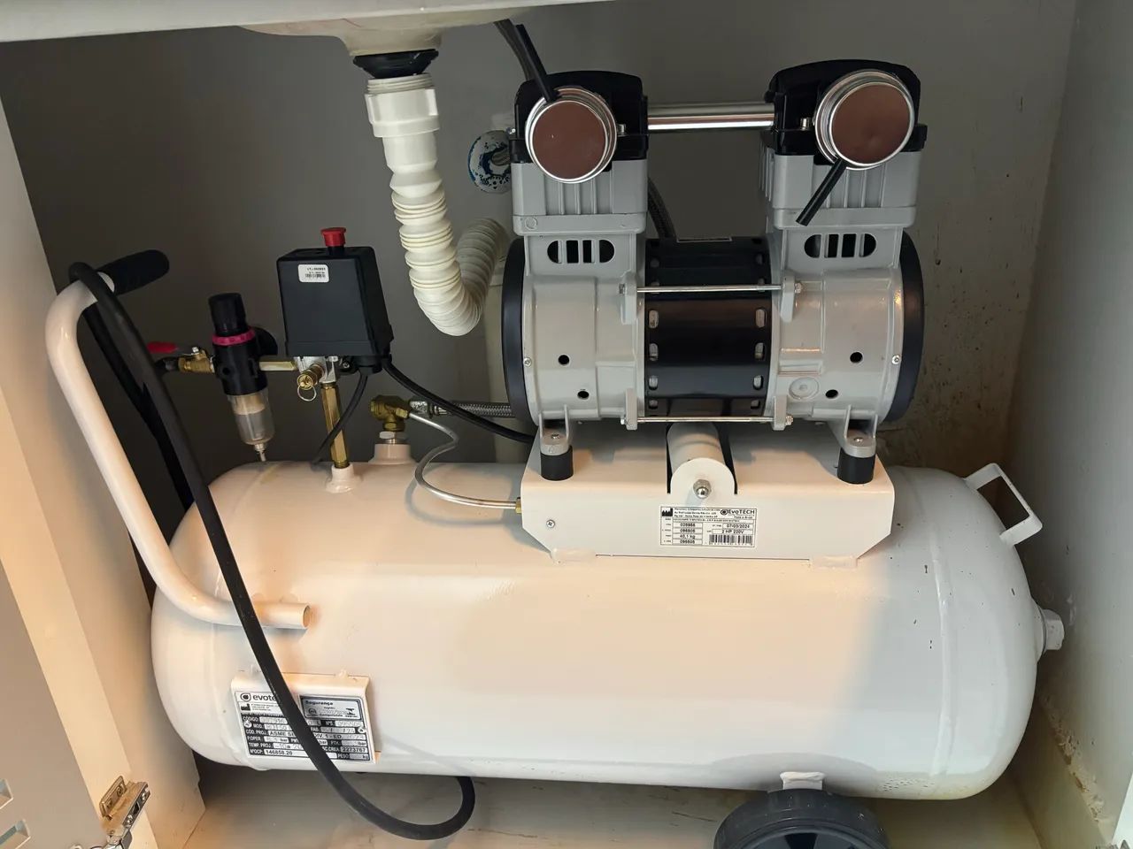 Compressor Odontológico Evotech 50 Litros