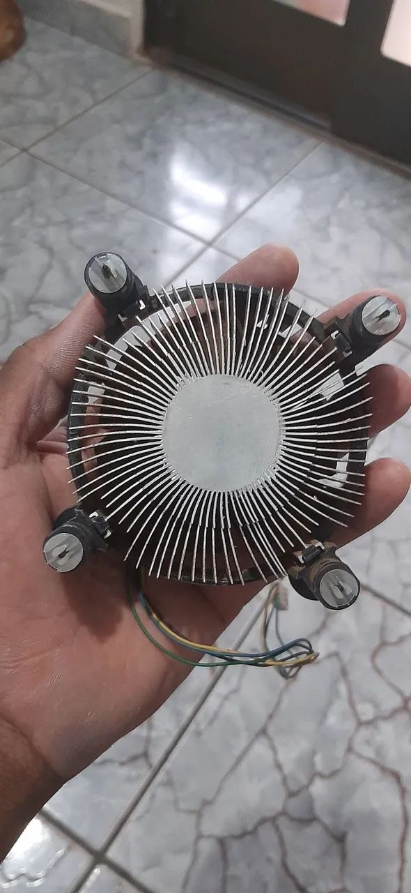 Processador intel core i3 6100 com o Whater Cooler  - Foto 5