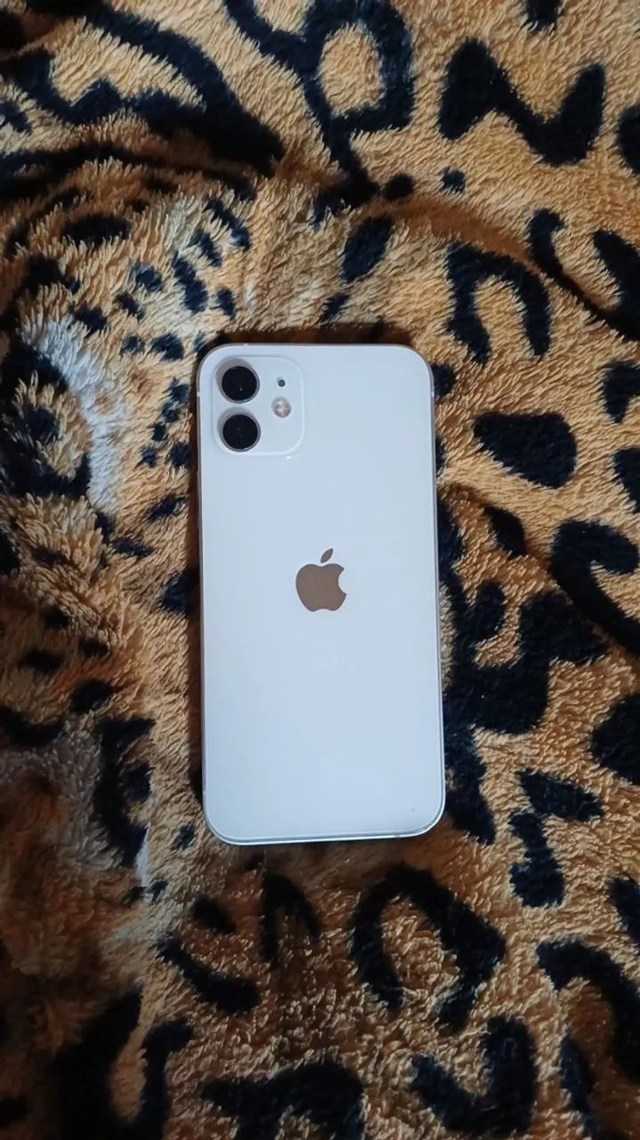iPhone 12
