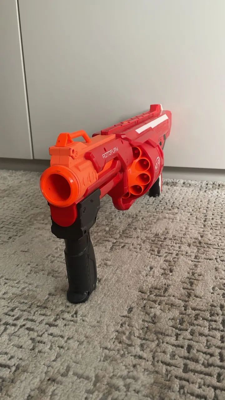 Nerf Mega RotoFury (Acompanha dardos Mega) - Foto 4