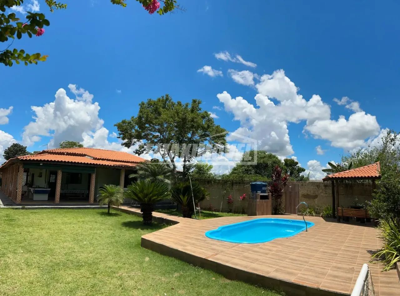 Chácara Mobiliada com 2 Quartos sendo 1 Suíte - Ipanema do Meio - Araçoiaba da Serra - SP