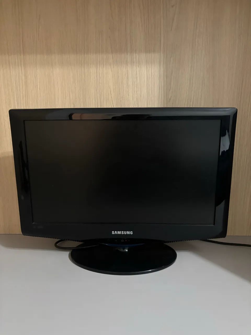 TV Samsung 22 - LN22B350F2 - Excelente estado - Foto 4