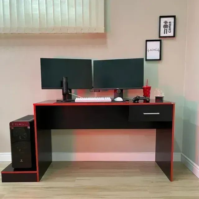 Mesa Gamer Nilo 160cm para Computador com Espaço para 2 Monitores