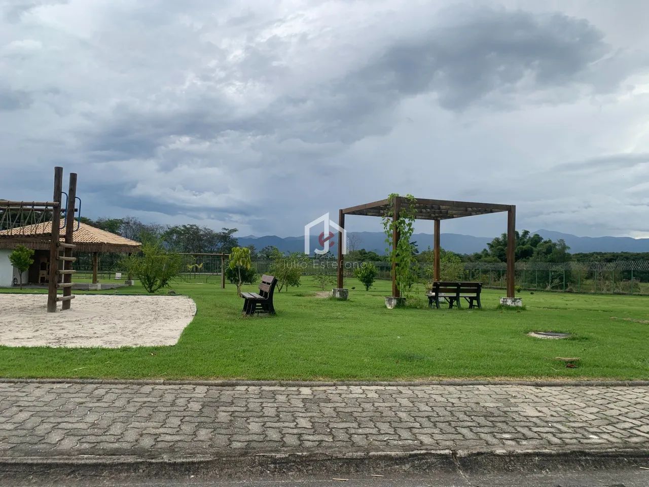 Terreno c/ área de 354,25m² no Condomínio Morada do Visconde em Tremembé - Foto 10