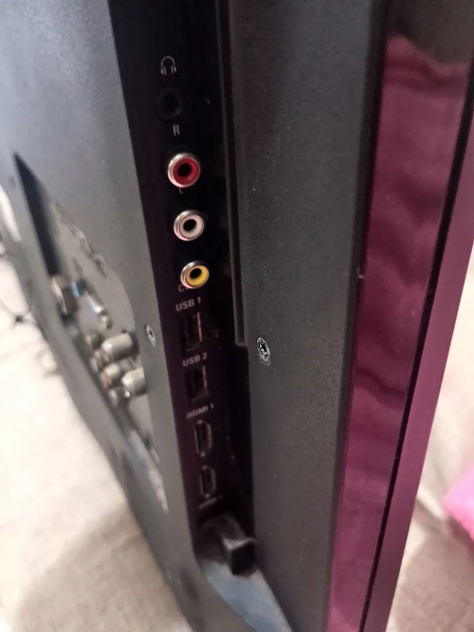 Tv Philips 32 LCD hdmi - Foto 3