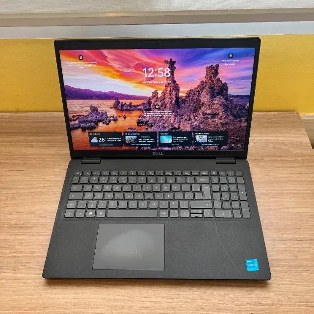 Notebook Dell Latitude 3520, i5, 11ªth, SSD 256GB e 8GB de RAM
