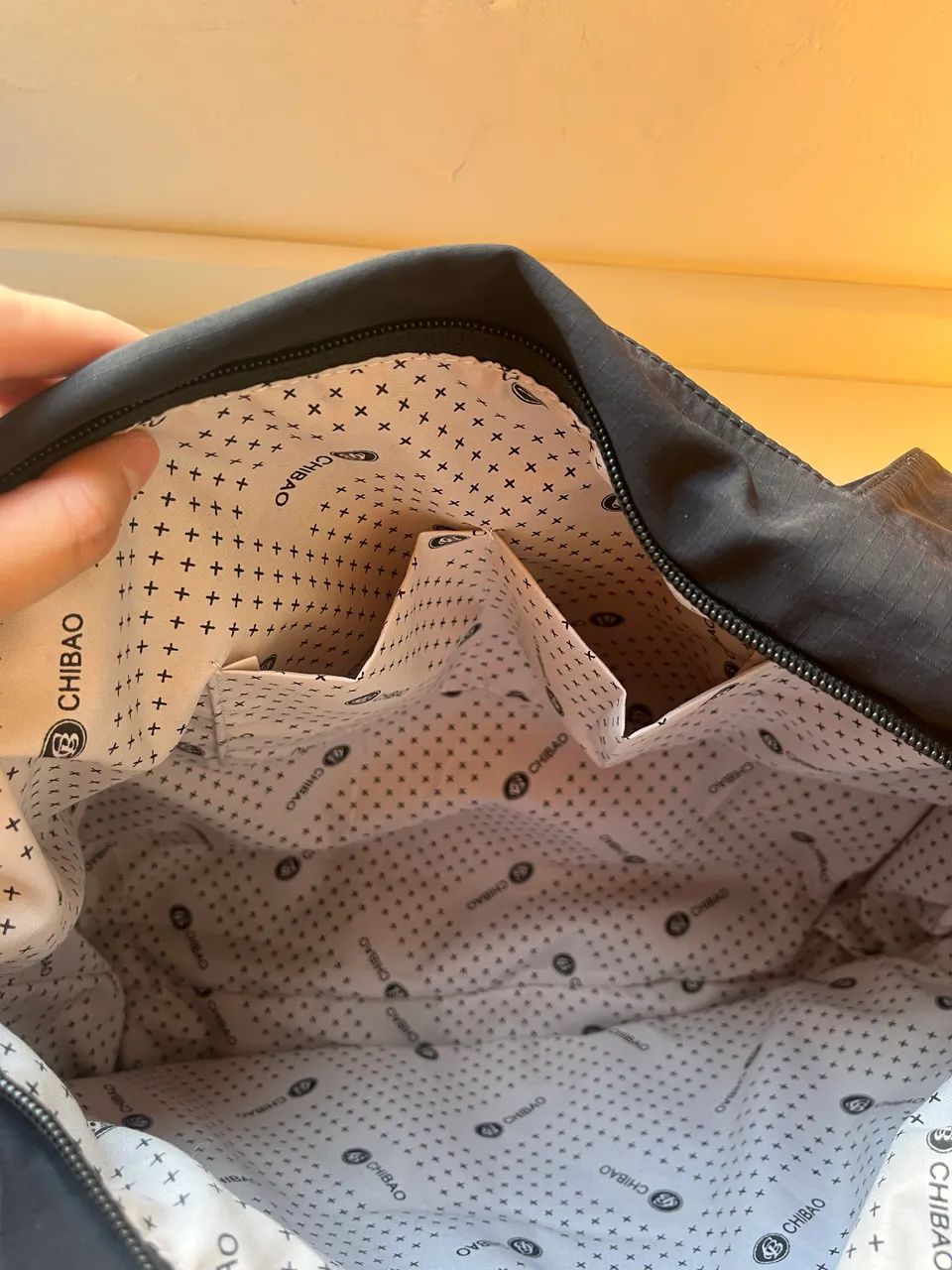BOLSA PRETA ESPAÇOSA - Chibao - Foto 3