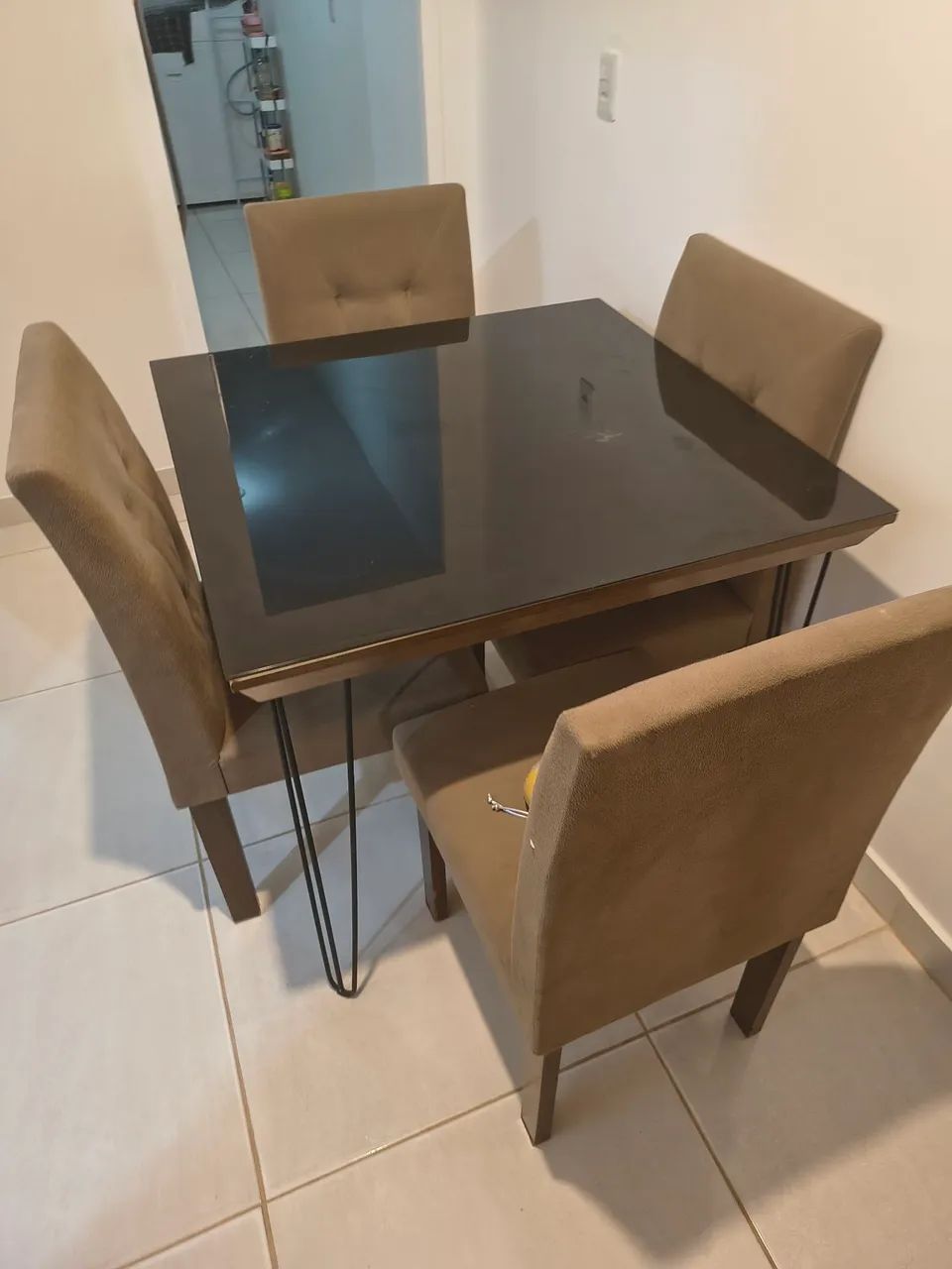 Mesa de vidro 4 cadeiras - Foto 2