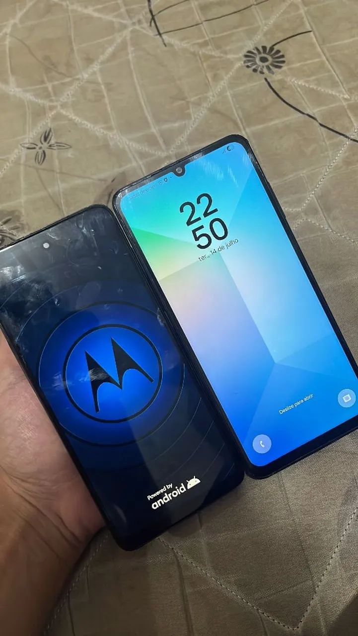 Samsung a06 e moto g22