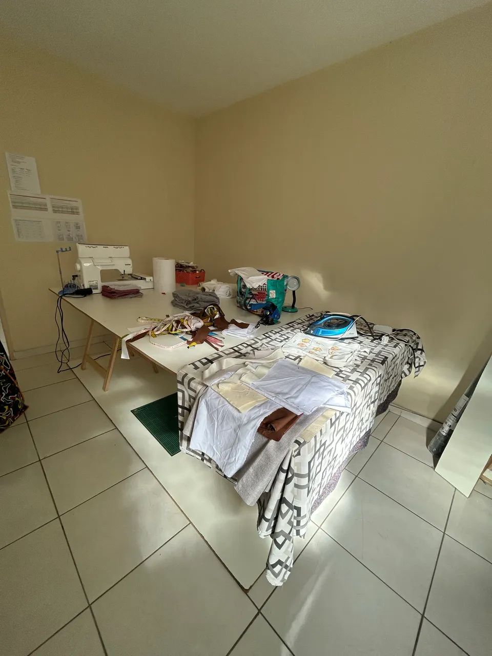 Mesa de corte para confecção 