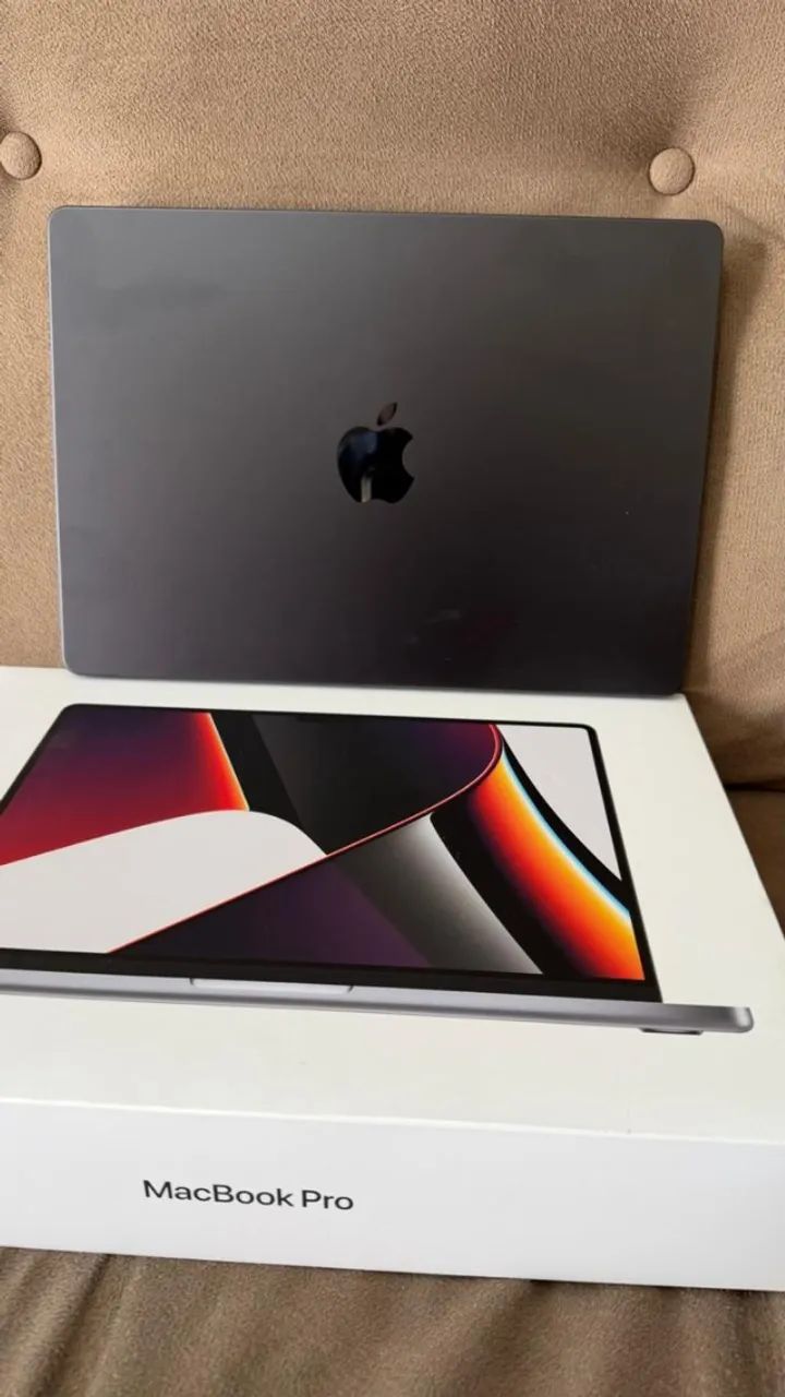 MacBook Pro 14