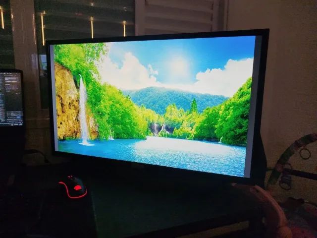 Smart TV TCL 32" (Android TV) - Excelente estado