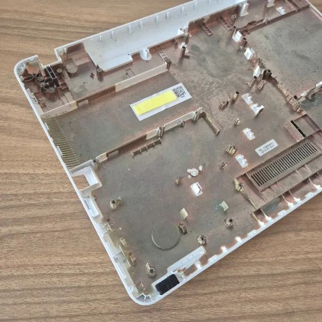 Carcaça Base Chassi Asus Sonicmaster X541uak Branca Usada - Foto 5
