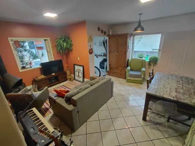 Casa bem localizada - Foto 5