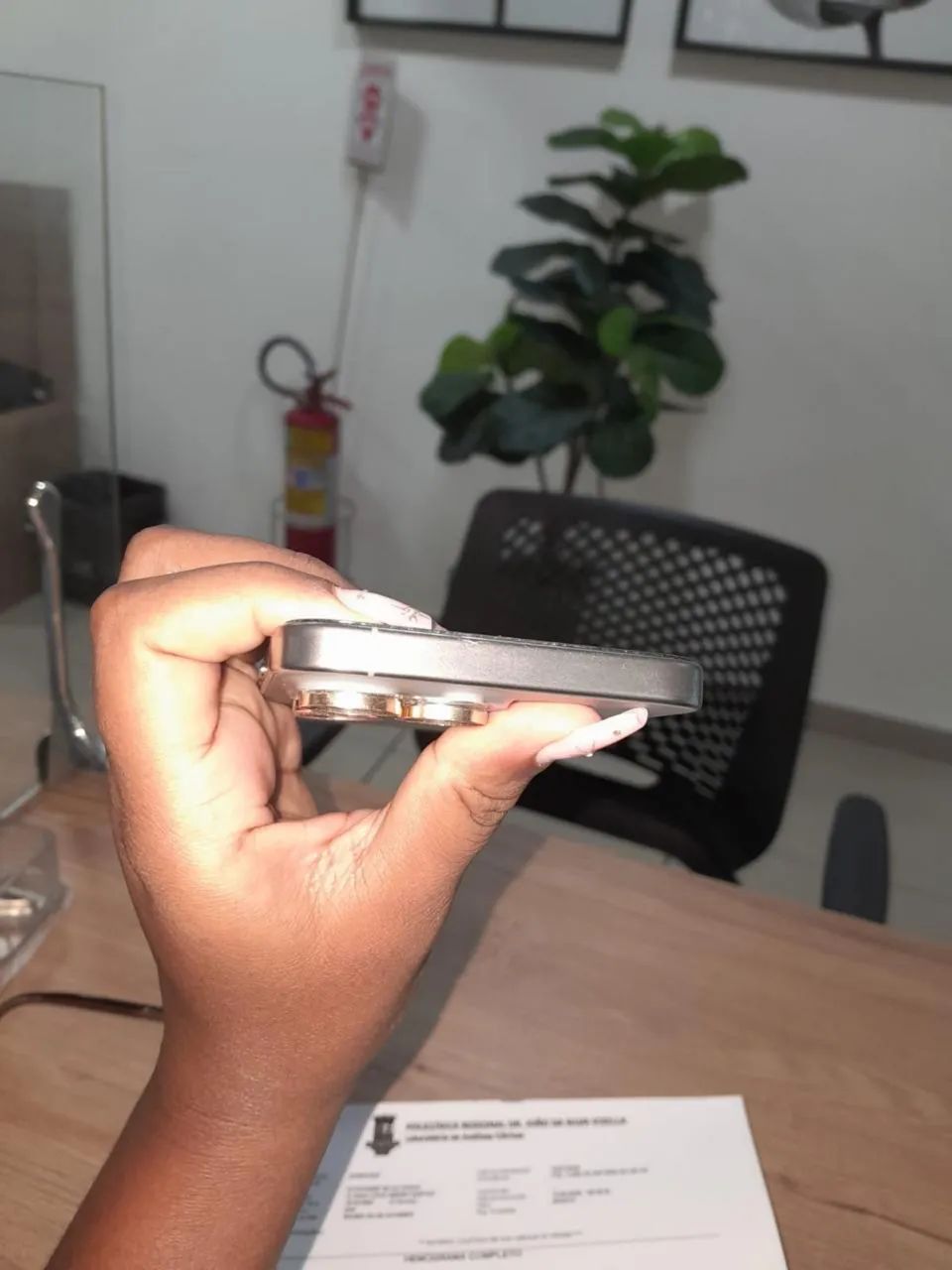 Vendo iPhone 15 pro Max - Foto 4