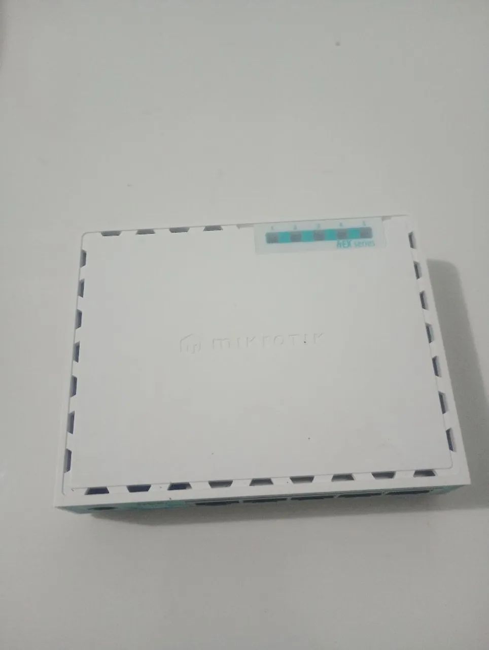 Microtk RB750GR3 - Foto 4