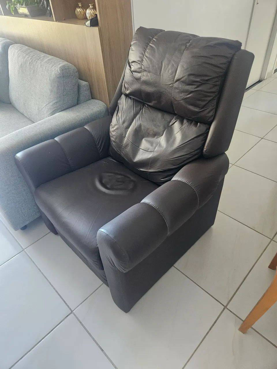 Vendo cadeira do papai reclináveis *