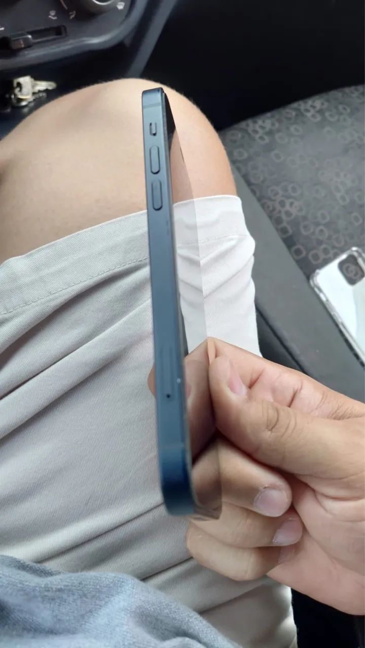 iPhone 12 com 128gb sem marcas de uso  - Foto 3