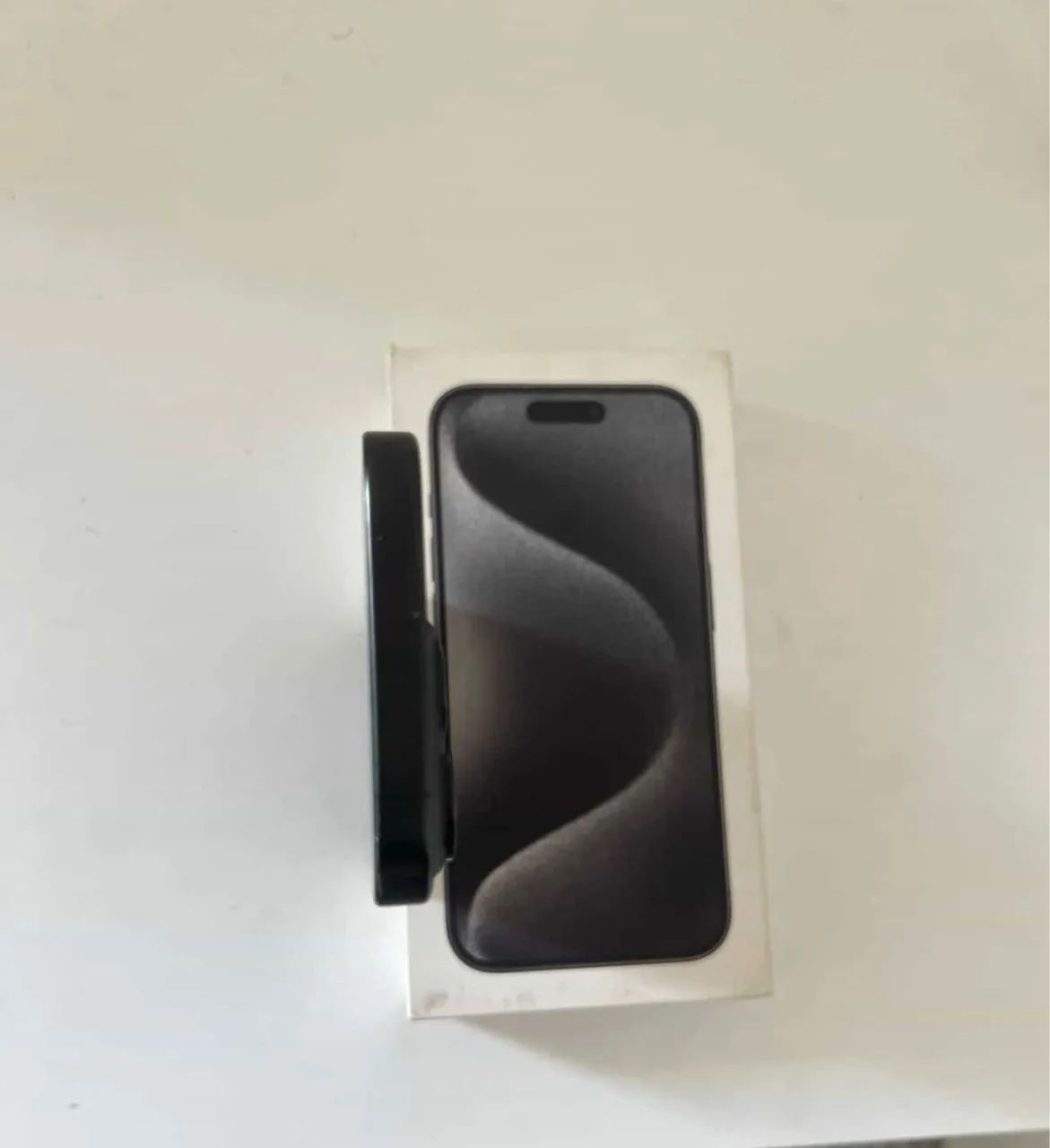 Iphone 15 pro  - Foto 5