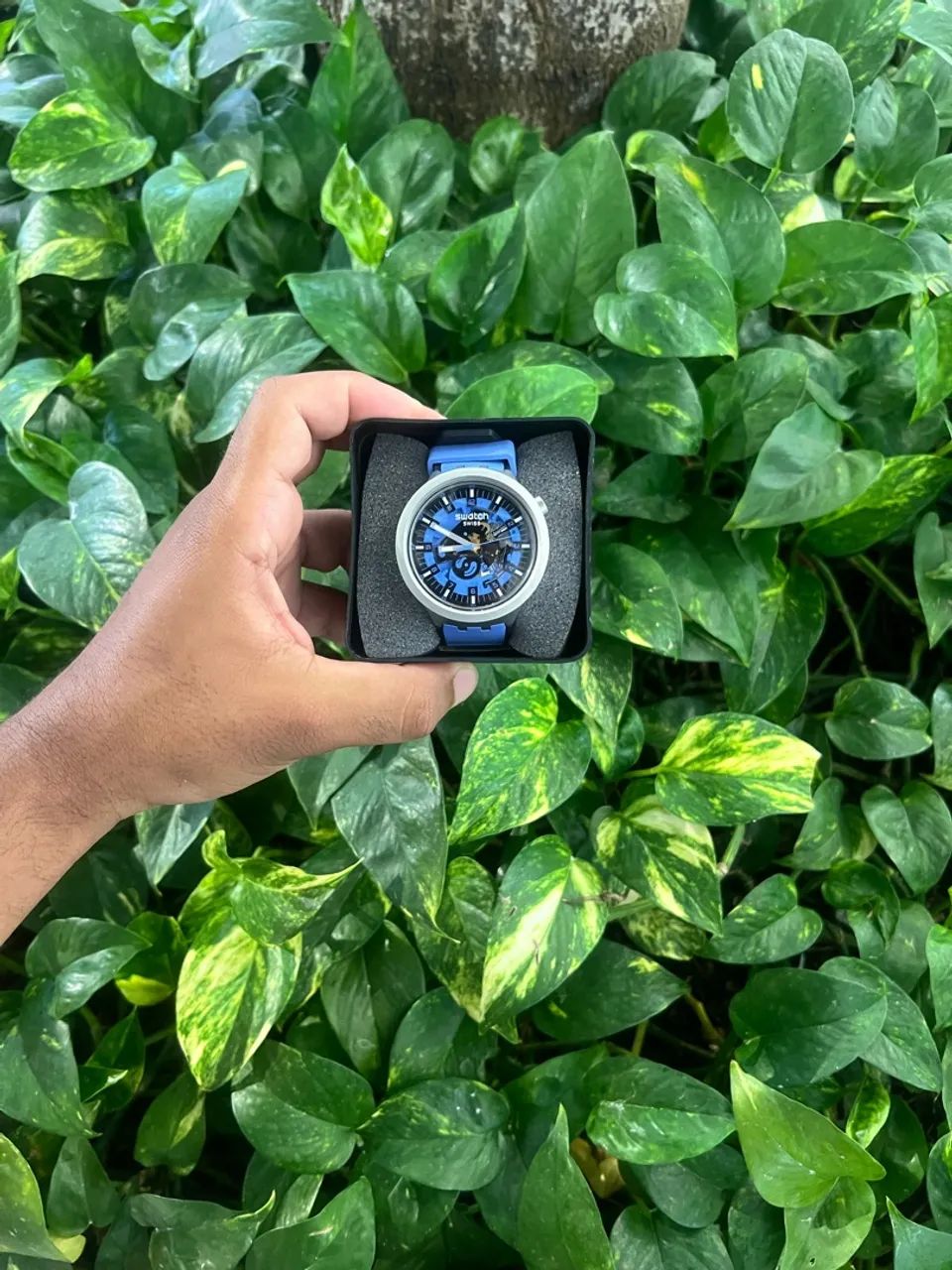 Swatch big bold blue
