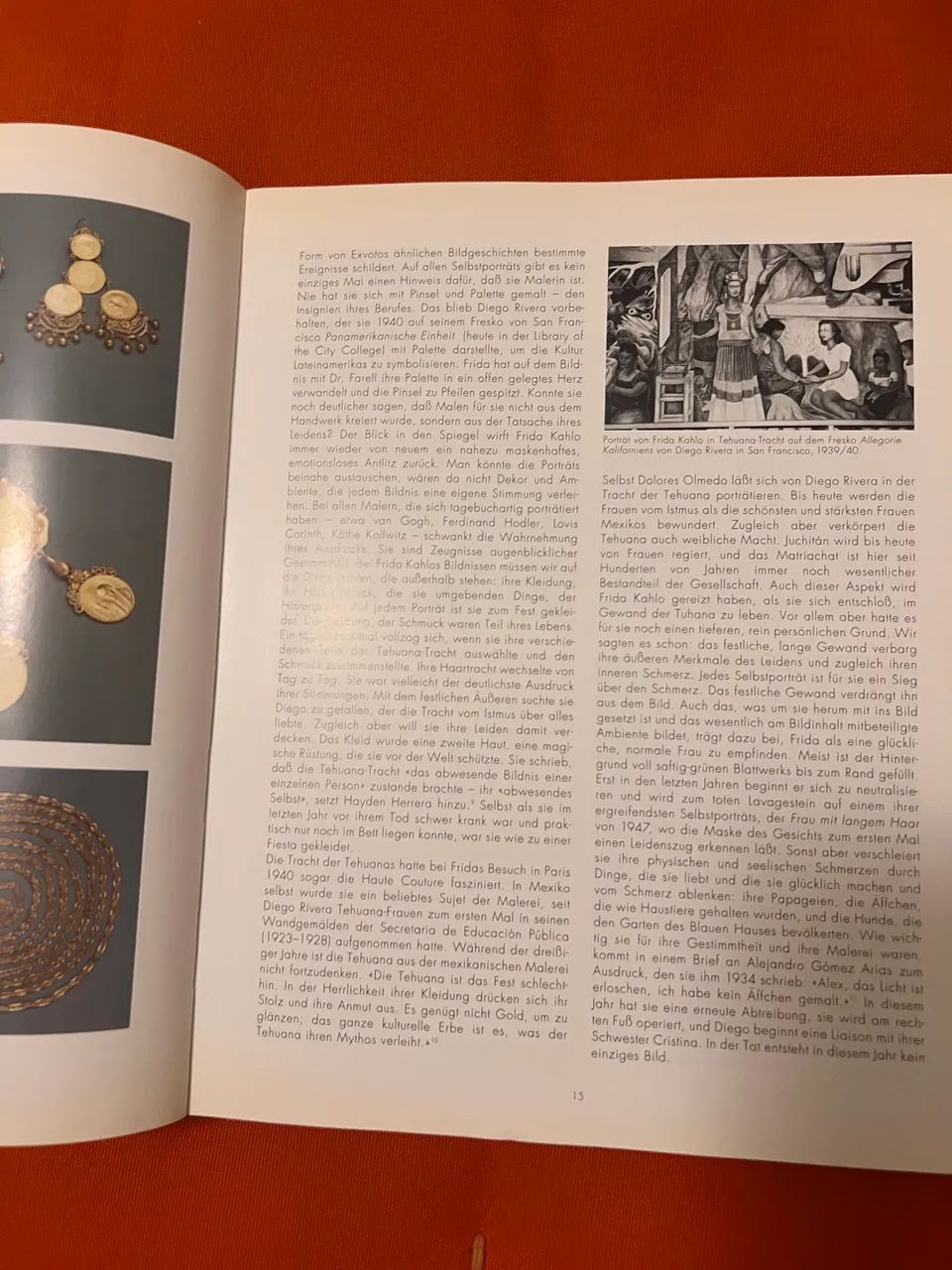 Catálogo com toda a história de Frida em alemão 
