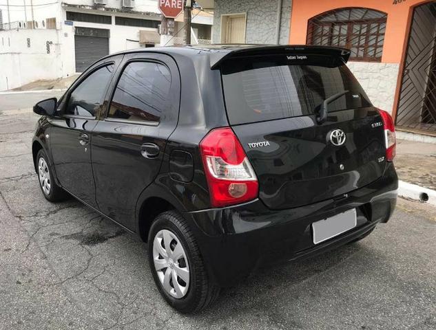 Toyota Etios 1.3 X 2014 - Completo - Foto 7