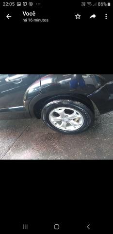 Tucson Top, Gnv 5 geração 15 km metro 2,80 pneus novos,revisado