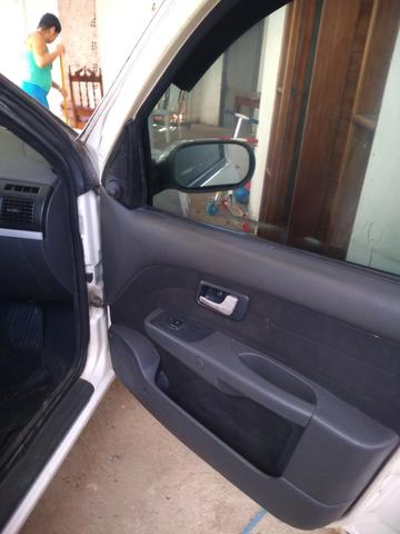 Vendo um Fiat Siena em perfeito estado ano 2006 - Foto 3