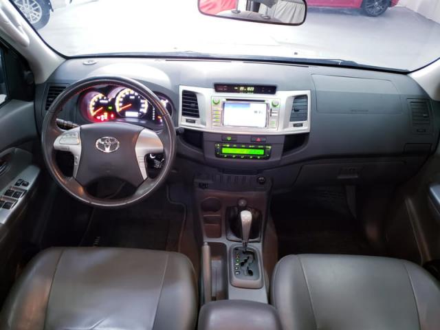 TOYOTA HILUX CD SRV D4-D 4X4 3.0 TDI DIESEL AUT - Foto 7