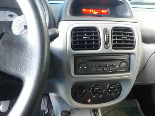 Renault Clio Sedan Privilege - Foto 12
