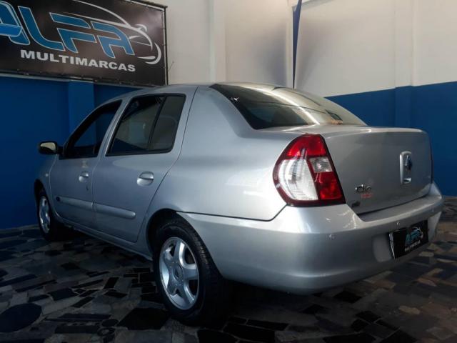 Renault Clio Sedan Privilege - Foto 4