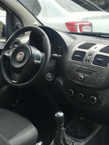 Fiat Grand Siena 2017 + GNV (Único Dono, novo) - Foto 5