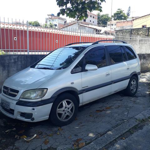 Zafira - Foto 2