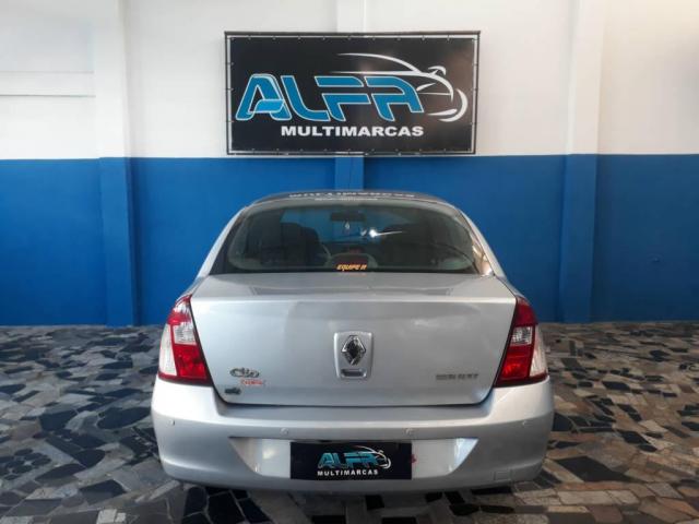 Renault Clio Sedan Privilege - Foto 5