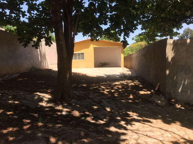 Oportunidade casa 3 qtos sendo duas Suites lote 400 m