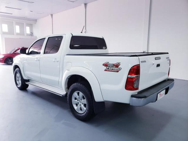 TOYOTA HILUX CD SRV D4-D 4X4 3.0 TDI DIESEL AUT - Foto 3