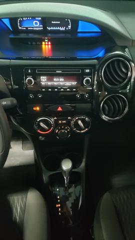 Etios sedan xs 1.5 2018 branco - Foto 7