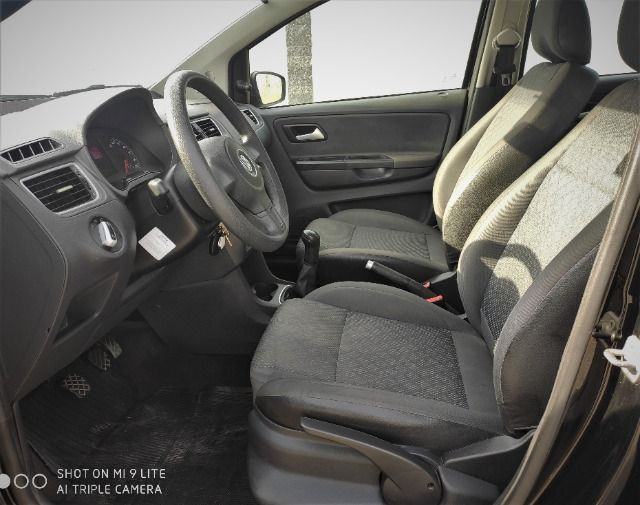 VW Fox 1.0 2014 - Completo - IPVA 2020 PG - 1 ano de garantia - Foto 8