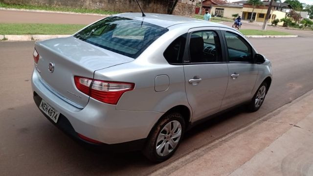 FIAT GRAND SIENA ATTRACTIVE 1.4 Ano 18/18 - Foto 2