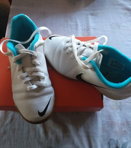 tenis nike infantil 30