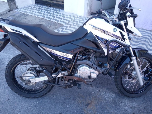 VENDO MOTO YAMAHA CROSSER2015