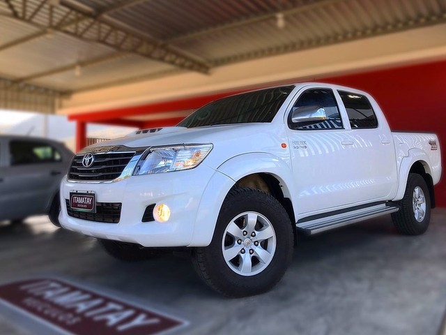 TOYOTA HILUX SR 3.0 4X4 DIESEL AUT.