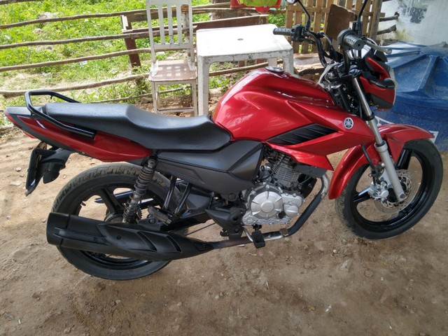 MOTO YAMAHA 150