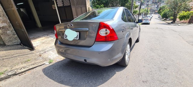 VENDO FORD FOCUS 2013