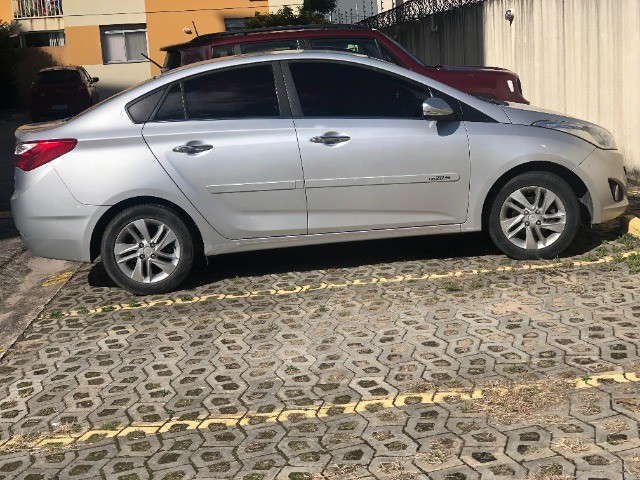 HYUNDAI HB20S PREMIUM