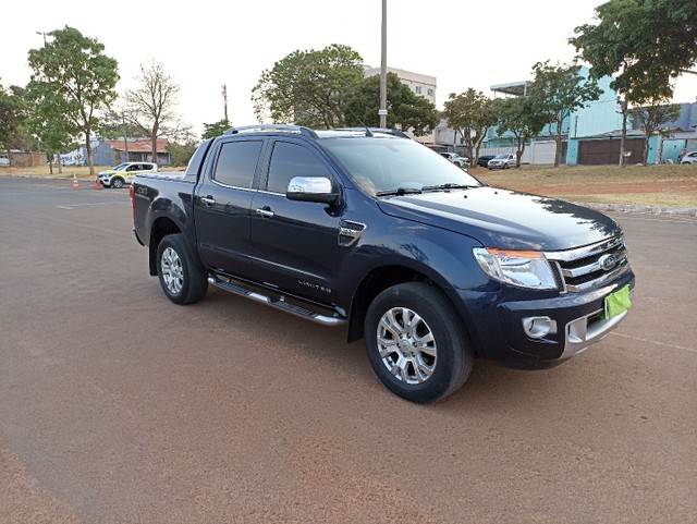 FORD RANGER LIMITED AZUL