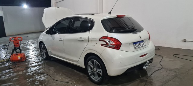 PEUGEOT 208 GRIFFE 2014 DVDS