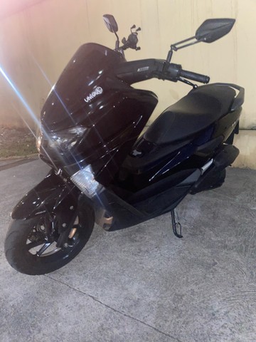 MOTO NMAX 160