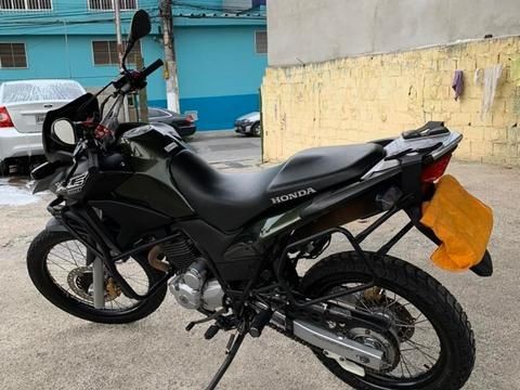 XRE 300 ADVENTURE