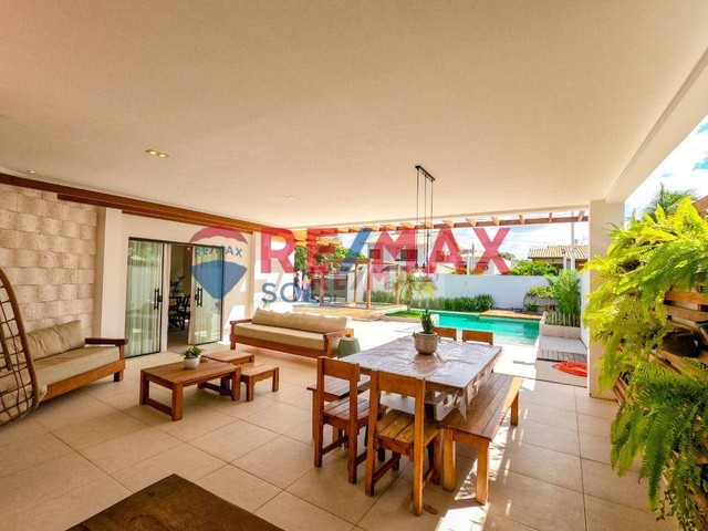 Casa Cond. Paraiso de Guarajuba com 6 quartos sendo 4 suítes, 400 m² por R$ 2.590.000 - Gu - Foto 16